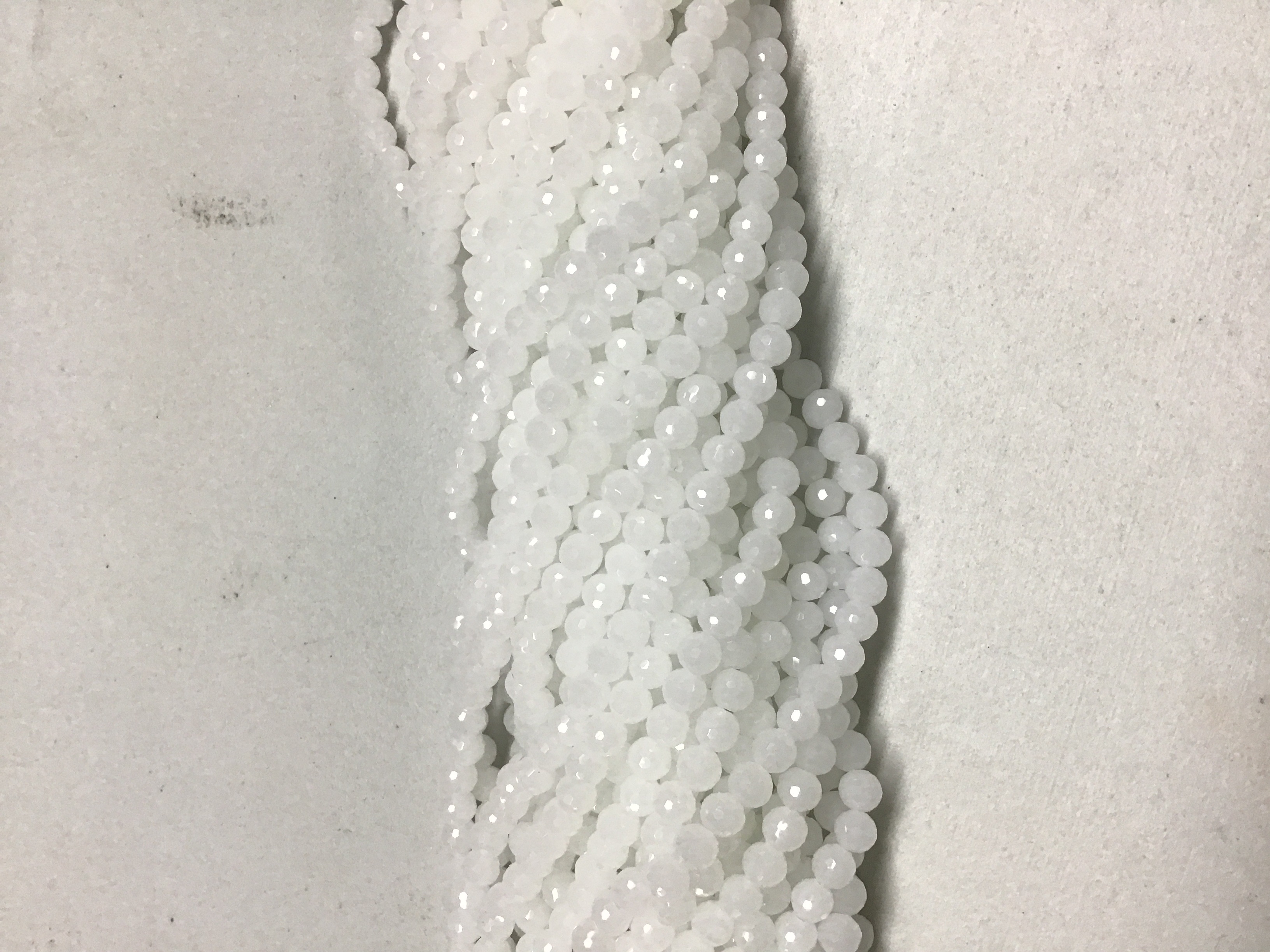 CRISTAL REDONDO FACETADO BLANCO 6MM