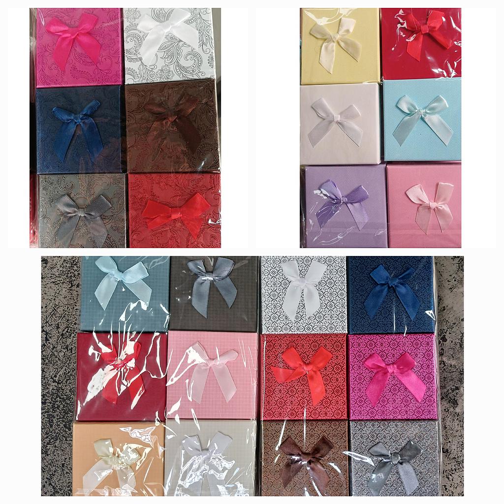 CAJA PARA REGALO 9X9CM