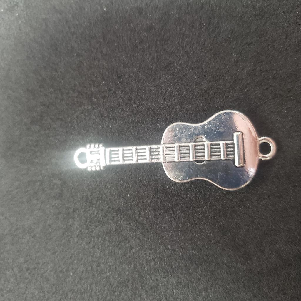 DIJE GUITARRA