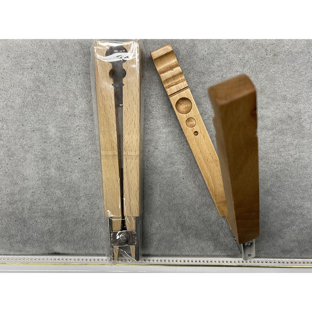 PINZA SUJETADORA DE PIEDRAS
