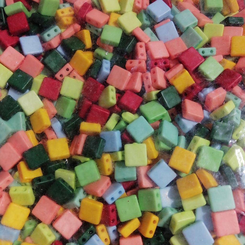 SEPARADOR CUADRADO COLORES 4X9MM 10 GRAMOS