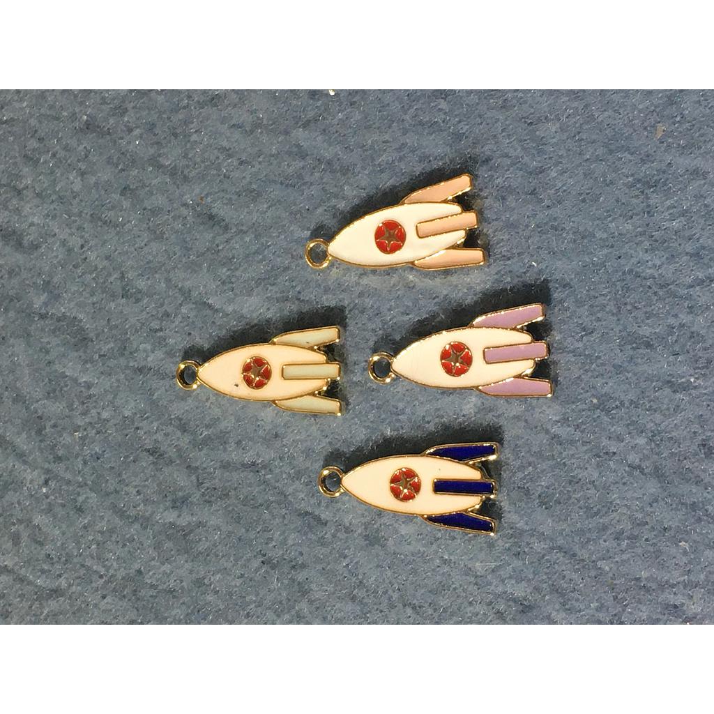 DIJE COHETE DE ENAMEL 4 PIEZAS