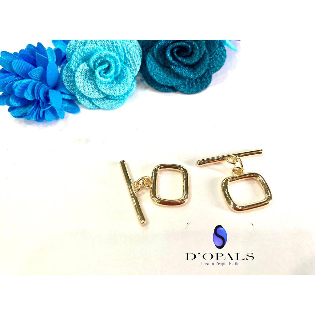 BROCHE CUADRADO ELECTROENCHAPADO 12MM