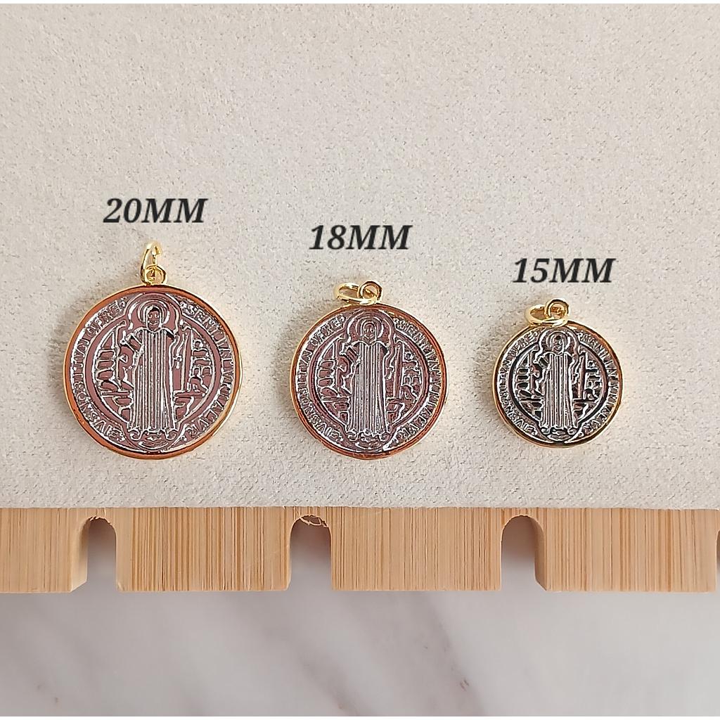 DIJE DE SAN BENITO MICROCIRCONIA 15MM