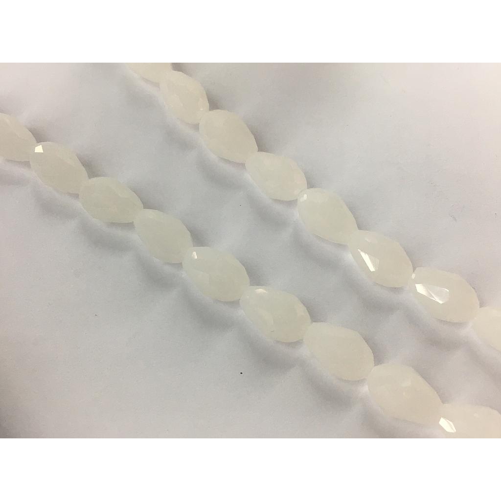 CRISTAL DE GOTA BLANCO OPALO 28PCS