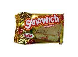 SANDWICH QUESO Y FRESAS