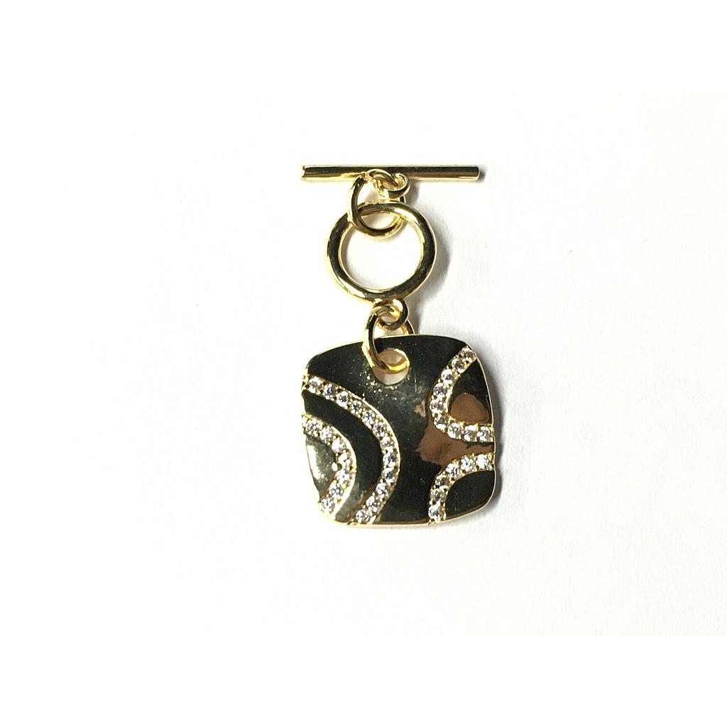 DIJE CUADRADO CON BROCHE CON PALITO ELECTROENCHAPADO