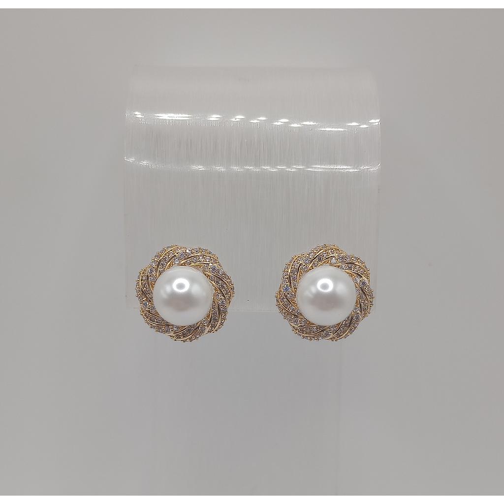 ARETE CON PERLA DE ELECTROENCHAPADO 18K 17MM